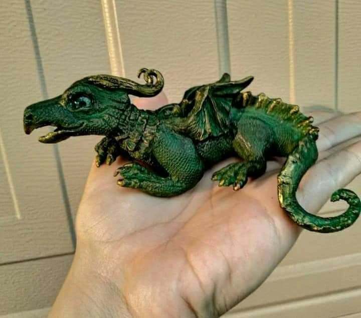 Handso the dragon Clay collectible