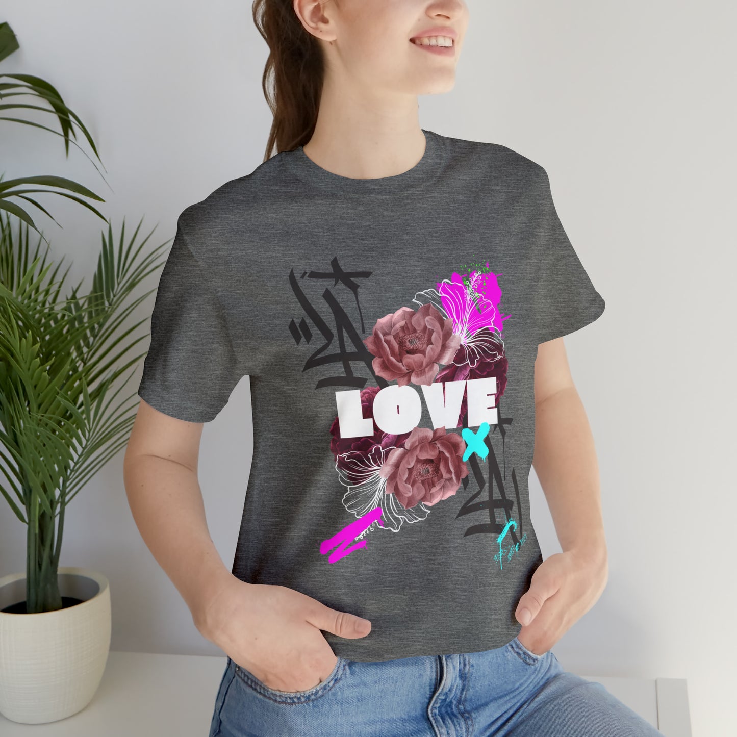 Love Urban streetwear Unisex Jersey Short Sleeve Tee