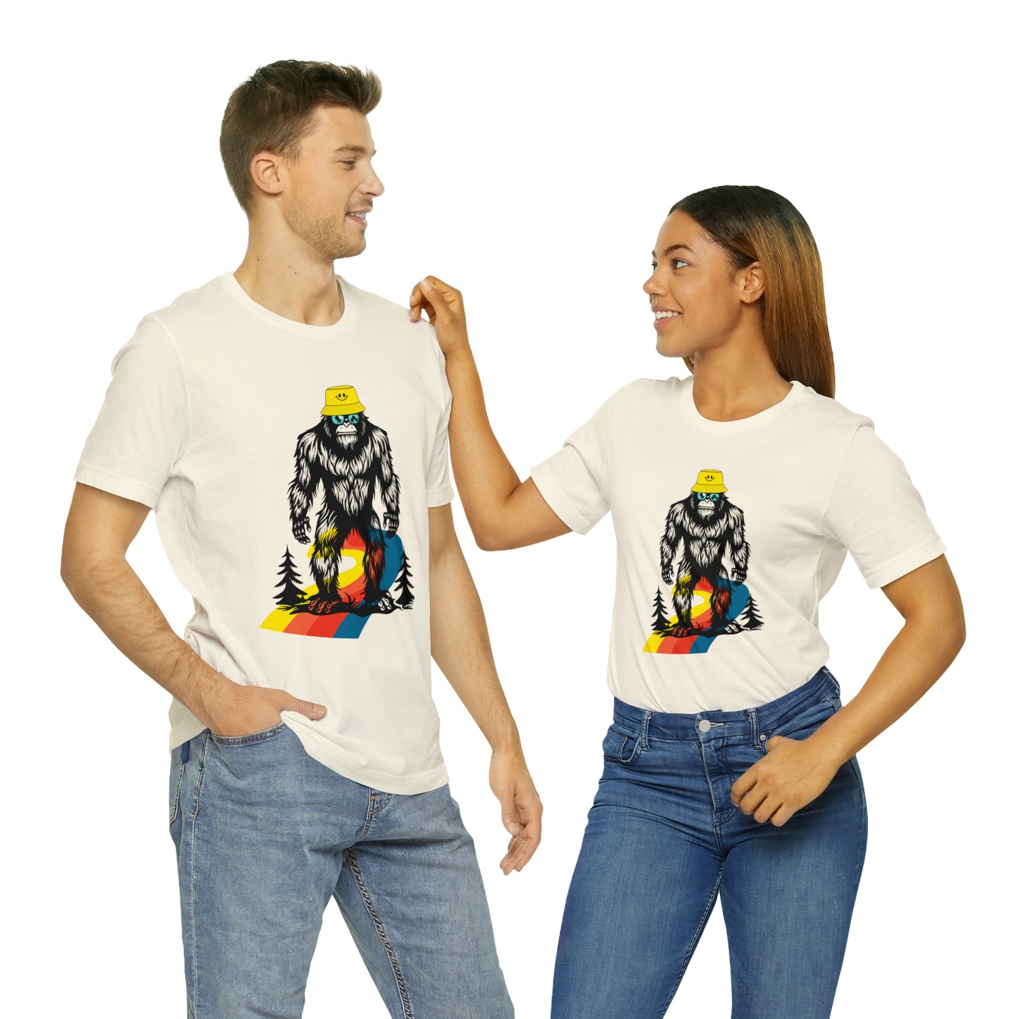 Bigfoot with smiley face hat Unisex Jersey Short Sleeve Tee