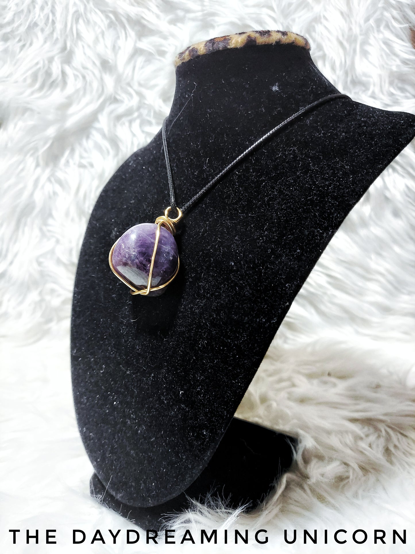 Crystal stone pendant: Amethyst polished stone