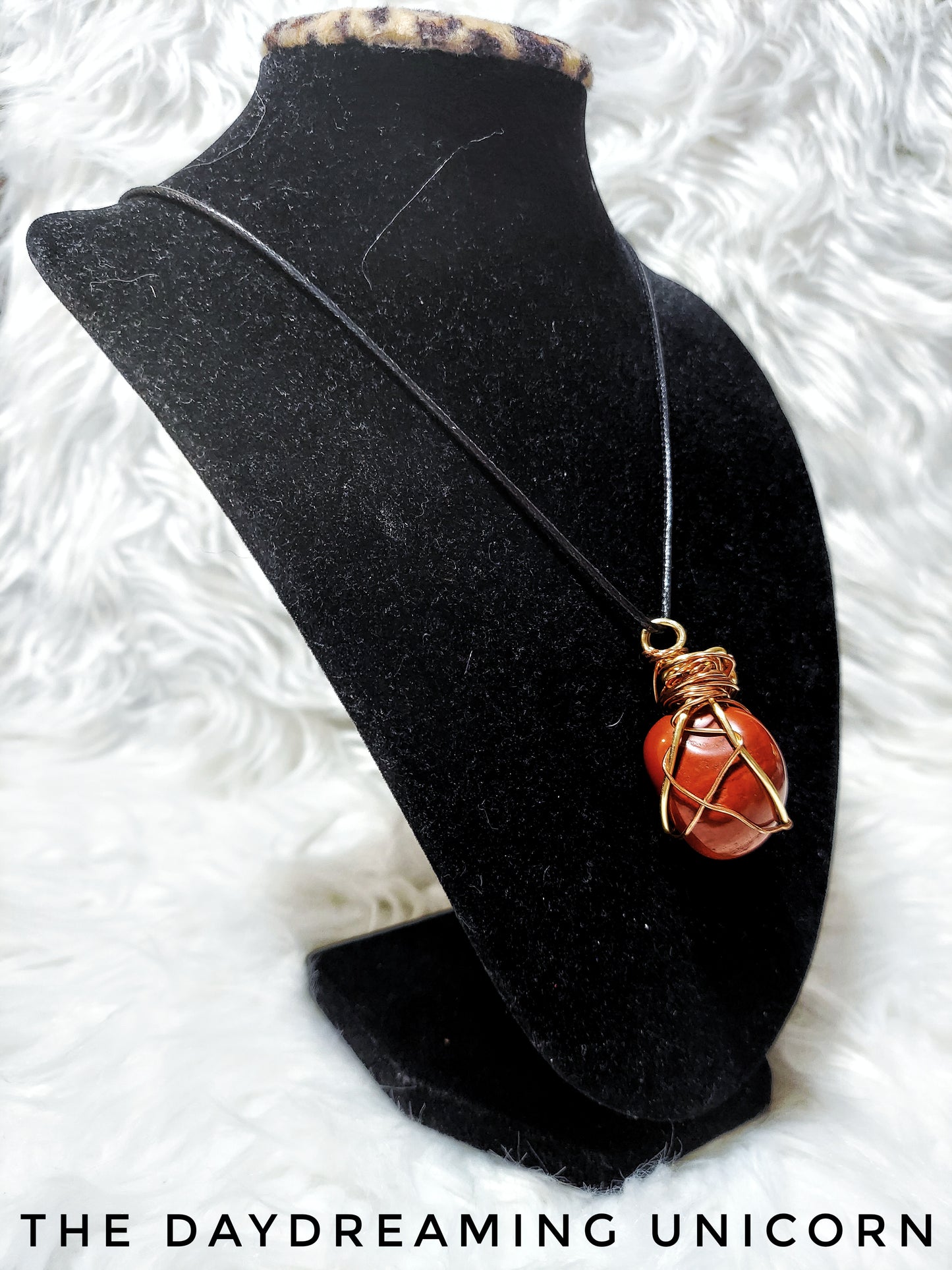 Crystal stone pendant: Red Jasper