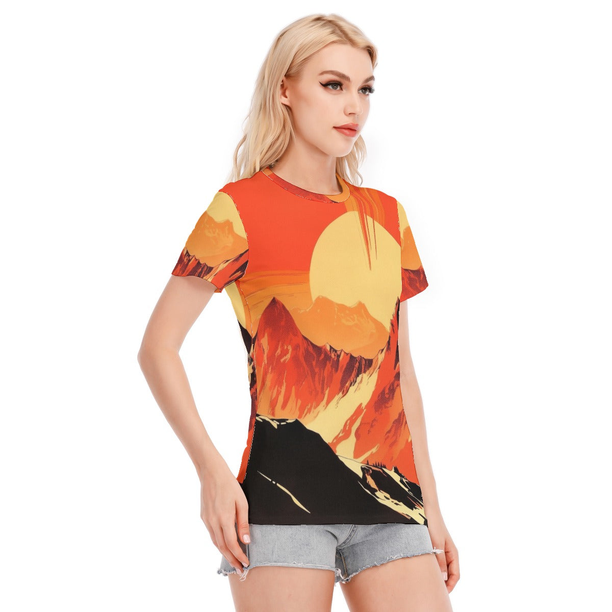 Desert dreaming Women's Round Neck T-Shirt | 190GSM Cotton