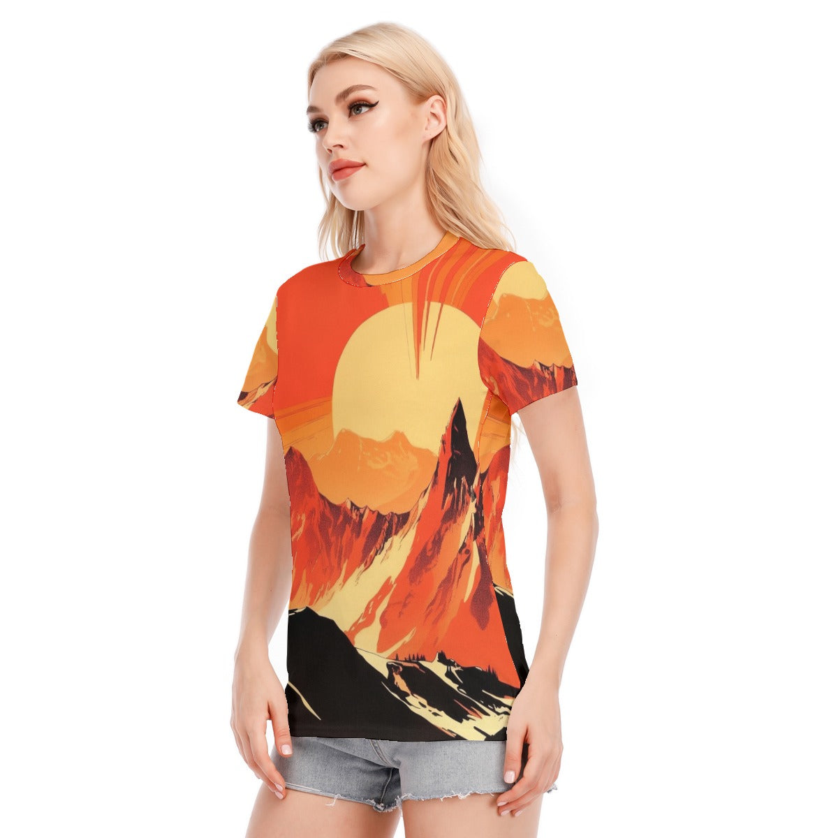 Desert dreaming Women's Round Neck T-Shirt | 190GSM Cotton