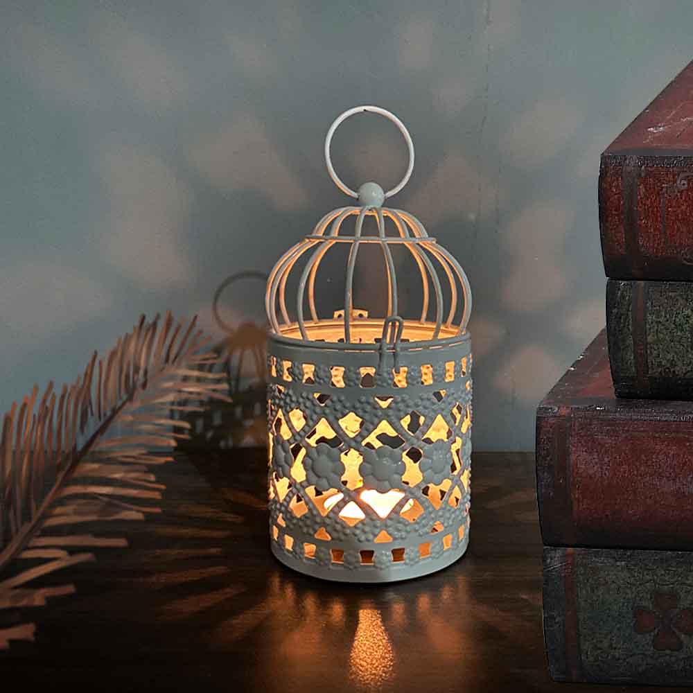 Decorative candle holder